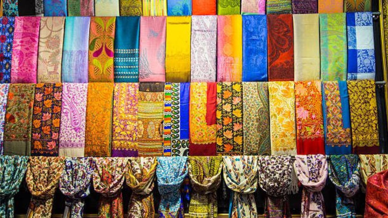 What to shop in Manali