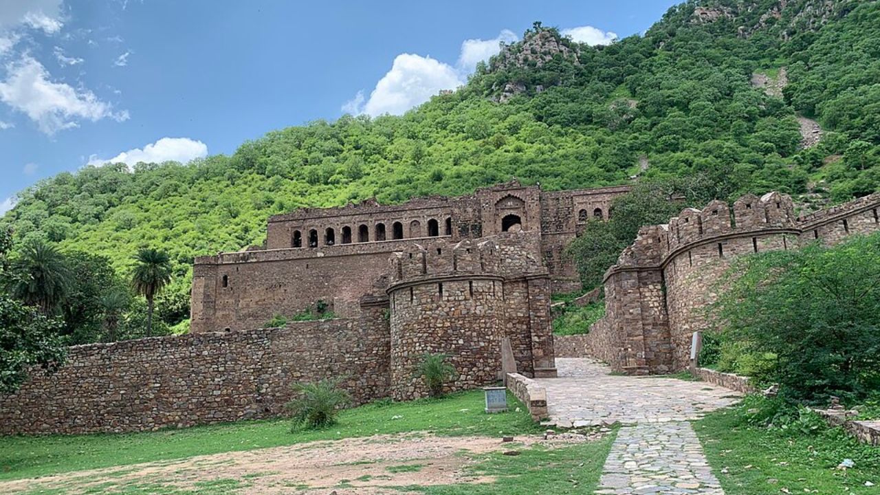 Dare to visit these dangerous places in Rajasthan